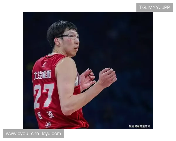 新疆队回归正轨，周琦打破对手防线带队制胜